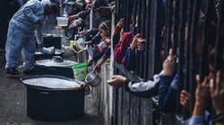 İsrail'in Ablukası Gazze'de Can Almaya Devam Ediyor: 4 Yaşındaki Mustafa Açlıktan Öldü!