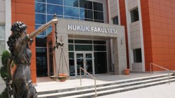 Ne Boğaziçi Üniversitesi Ne Galatasaray Üniversitesi Ne de Koç Üniversitesi! Türkiye'nin En İyi Hukuk Fakültesi Açıklandı