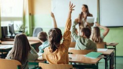 OKULLAR NE ZAMAN KAPANACAK 2025? Okullar Bu Yıl Erken mi Kapanacak, Yaz Tatili Kurban Bayramı ile Birleşecek mi? MEB Son Dakika Açıkladı