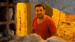 Yan Daireden Gelen Sürpriz Sosyal Medyayı Salladı! Komedi Gerçeğe Karıştı