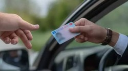 Ehliyet Yenilemede Geri Sayım Başladı! Bu Tarihi Kaçıran 15 Lira Yerine 7 Bin Lira Ödeyecek