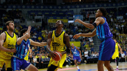 Basketbol Süper Ligi'nde Fenerbahçe Beko Yarı Finalde!