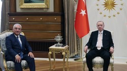 Beştepe'de Sürpriz Görüşme: Cumhurbaşkanı Erdoğan, DSP Genel Başkanı Aksakal'ı Kabul Etti