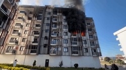 Çanakkale'de Korkuyla Yangından Kurtarılmayı Beklediler! 10 Kişi Hastanelik Oldu