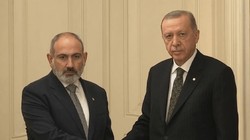 Cumhurbaşkanı Erdoğan, Paşinyan ile Görüştü