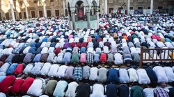 KURBAN BAYRAMI NAMAZ SAATLERİ 2025: Hangi İlde Saat Kaçta Kılınacak?