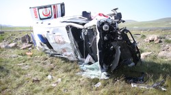 Hasta Nakleden Ambulans Şarampole Yuvarlandı: 4 Yaralı