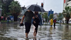 Meteoroloji İl İl Uyardı: Güneşe Kanmayın, Sağanak Yağış Geliyor