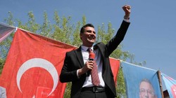 Manisa Efesini Gözyaşlarıyla Uğurladı! Ferdi Zeyrek'e Acı Veda