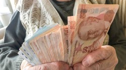 Bakanlık Düğmeye Bastı: Emeklilerin Yıllardır Beklediği Düzenlemede Kritik Detay! Sadece O Kişiler Yararlanacak