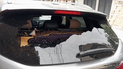 Siirt'i Fırtına Vurdu! Araç Camları Parçalandı