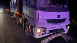 Kütahya'da Korkutan Kaza: Tır Arkadan Çarptı