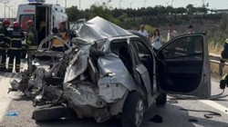 TEM’de Otobüs ile Otomobil Çarpıştı! 2’si Ağır 3 Yaralı