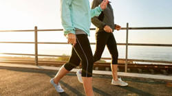 Günde 100 Dakika Yürüyen Bu Ağrıdan Kurtuluyor