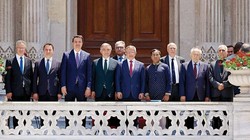 '4 Parti Birleşecek' İddiası! Başkanlık Koltuğu İçin Kritik İsim