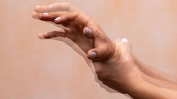 El Titremesi Hangi Hastalıkların Habercisi Olabilir? Sürekli Titreyen Ellere Dikkat