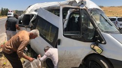Minibüs Takla Attı! Aynı Aileden 1'i Ağır, 5 Yaralı