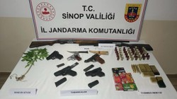Sinop'ta Silah ve Uyuşturucu Operasyonu: 3 Kişi Yakalandı