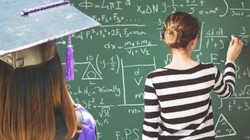 Üniversitede Büyük Skandal: Sanat Derslerine Fizikçi Giriyor!