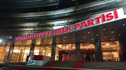 CHP'den İzmir'deki Operasyona Peş Peşe Tepkiler