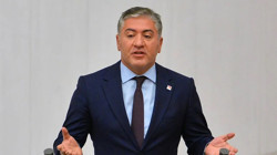 CHP'li Murat Emir Sahnede Düştü, Kaburgası Kırıldı! Açıklama Geldi, Durumu Nasıl?