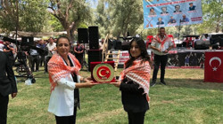 Burdur’da Renkli Şenlik! Herkes Akın Etti