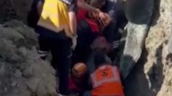 Tünel Çevresinde Toprak Kaydı, 2 İşçi Göçük Altında Kaldı