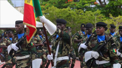 Fransa, Senegal'deki Üslerini Yetkililere Teslim Etti