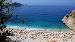 Plajlarda Ölümcül Alarm! Et Yiyen Bakteri Türkiye Kıyılarında… 3 Yolla Buluşuyor