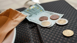 Japonya'da Restoranlarda Neden Bahşiş Verilmez? Sebebini Duyunca Çok Şaşıracaksınız