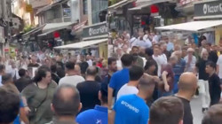 Fatih’te Esnaf Arasında Tekme ve Yumruklu Kavga! Ortalık Savaş Alanına Döndü