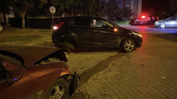 Kayseri'de Feci Kaza! Kazada Savrulan Otomobil Park Halindeki Araca Çarptı, Yaralılar Var