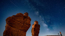 Gökyüzünden 'Ateş Topları' Yağdı: Farklı İllerden Büyüleyen Kareler...