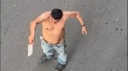 İstanbul’un Göbeğinde Satırlı Saldırgan Paniği!