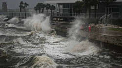 ABD’de Erin Kasırgası Alarmı! Bir Ada Tahliye Ediliyor