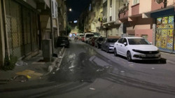 Kadını Bıçakladı, Mahalle Ayaklandı! Linçten Polis Kurtardı