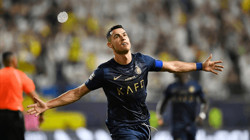 Cristiano Ronaldo Yine Tarihe Geçti