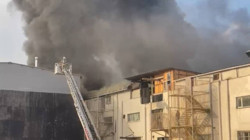 Bağcılar'da Tekstil Atölyesindeki Yangın Kontrol Altında