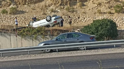 Sivas’ta Feci Kaza! Kontrolden Çıkan Araç Devrildi