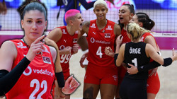 İlkin Aydın Açtı Ağzını Yumdu Gözünü! Fenerbahçeli Oyuncuya Çok Sert Yanıt Verdi