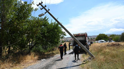 Kırıkkale’de Çöp Kamyonu Kazası: 2 İşçi Yaralandı, Biri Durumu Ağır