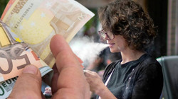 'Zaman Değişti, Yeni Yasa Gerekli' Diyerek Duyurdular: Çocuğu Sigara İçene Para Cezası Geliyor