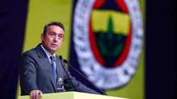 Ali Koç’tan Seçim Toplantısına Damga Vuran Hareket! Salonda Tüm Nefesler Tutuldu