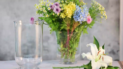 Çiçeklerin Vazoda Daha Uzun Dayanması İçin Gerçekten İşe Yarayan Yöntemler: İnternetteki Popüler Tüyolar Test Edildi