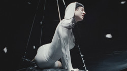 Tsar B’den Epik Bir Feryat: 'Amor' Kalp Kırıklığını Evrensel Bir Çığlığa Dönüştürüyor