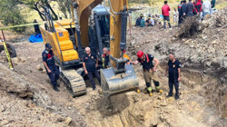 Manisa'da 2 Kişi Göçük Altında Kaldı! Ekipler Zamanla Yarışıyor