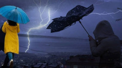 Meteoroloji'den Alarm! Hepsi Birden Geliyor! Tüm Yurdu Saracak: Sel, Dolu, Fırtına...