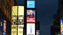 Cumhurbaşkanı'nın Mesajı New York'ta Dev Ekranda