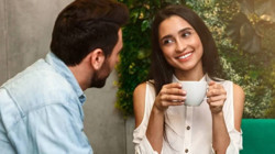 Birinin Benden Hoşlandığını Nasıl Anlarım? Psikologlar Ele Veren Gizli İşaretleri Açıkladı