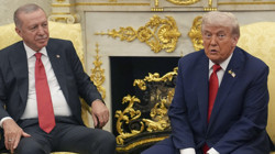 Cumhurbaşkanı Erdoğan ile Kritik Zirvede Trump'ın Rozeti Dikkat Çekti!